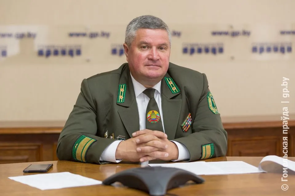 Сколько стоит стать охотником и браконьером: на вопросы во время прямой линии "Гомельскай праўды" ответил председатель областного БООР